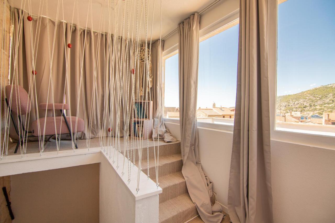 Apartments Mali Raj Komiza Luaran gambar